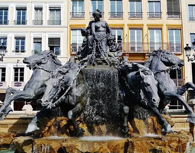 Bartholdi Fountain on Place des Terreaux in Lyon – iconic spot near French immersion school for international students