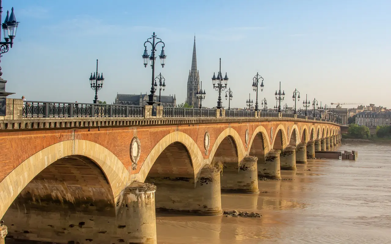 Pont de Pierre over the Garonne River in Bordeaux, France, ideal city to study French