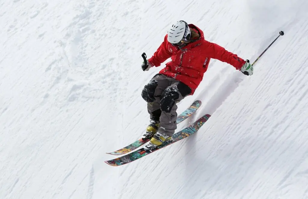 Skiing in the Pyrenees – French language immersion and winter sports near Toulouse